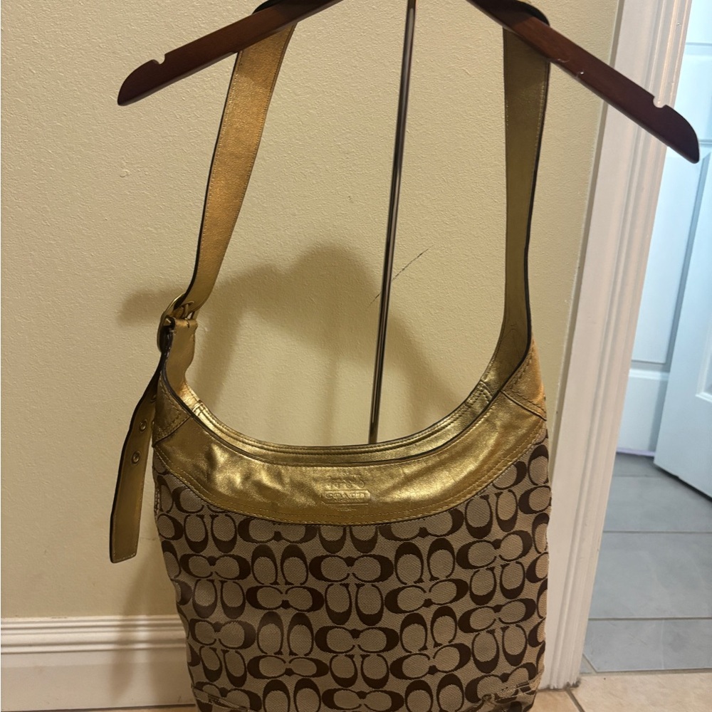 Coach Shoulder Bag in Gold and Brown
